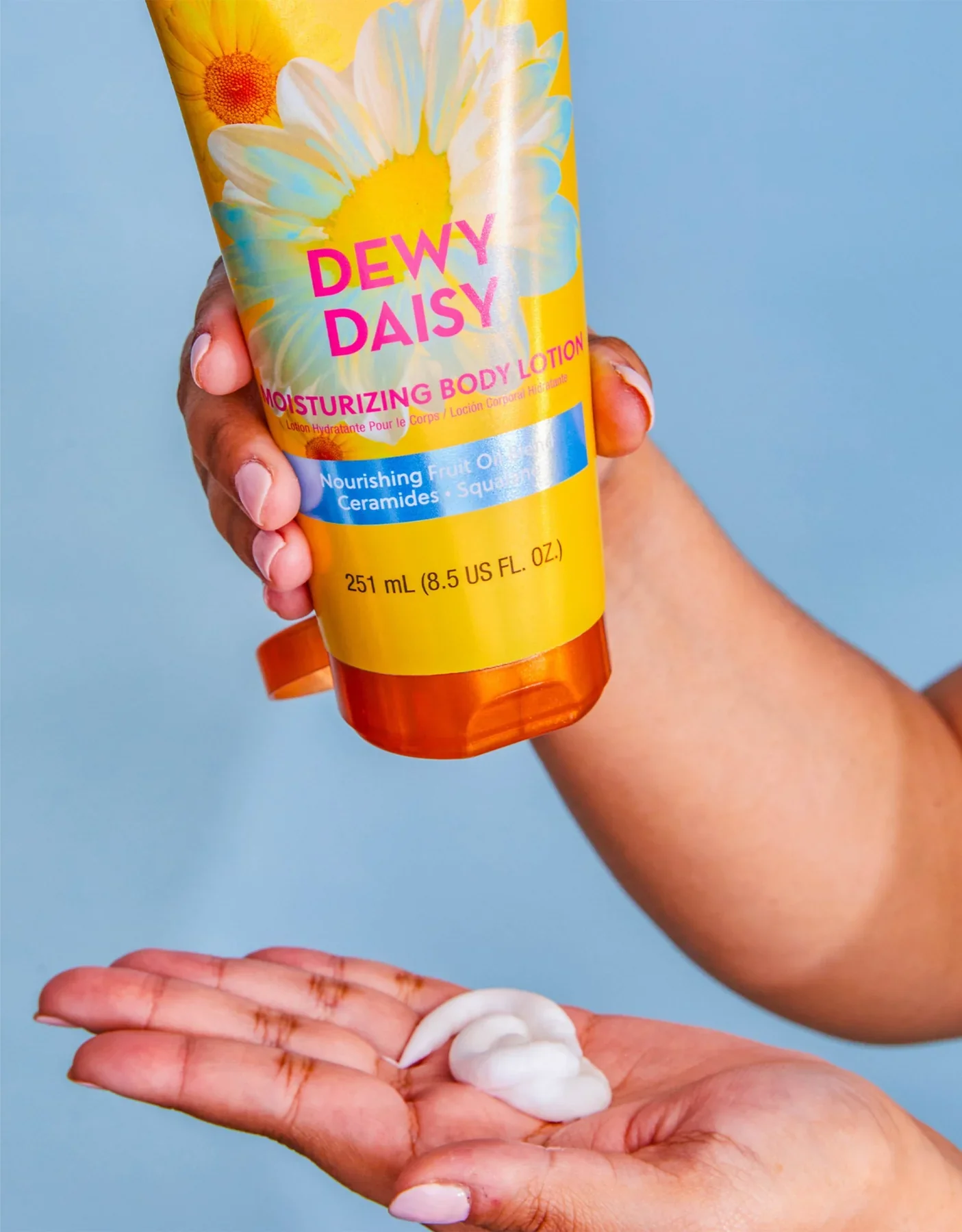 Dewy daisy moisturizing body lotion Tree Hut 251ml - Image 4
