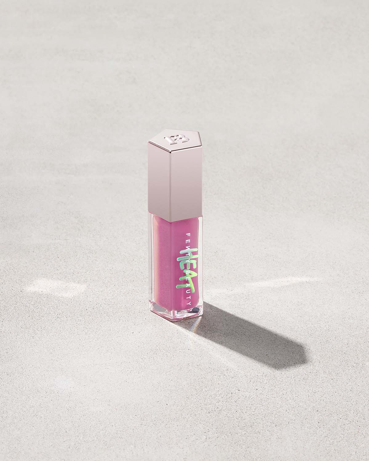 Fenty Gloss Bomb Heat Universal Lip Luminizer + Plumper - Image 4