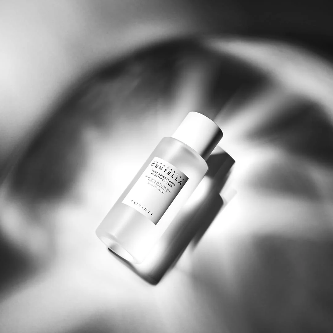 Skin1004 Centella Tone Brightening Tónico iluminador potenciador del tono 210ml - Image 3