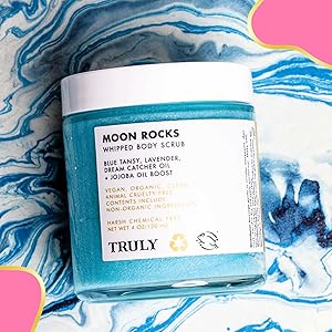 Treatment Moon Rocks - Exfoliante corporal suave y esponjoso 120ml Truly - Image 4